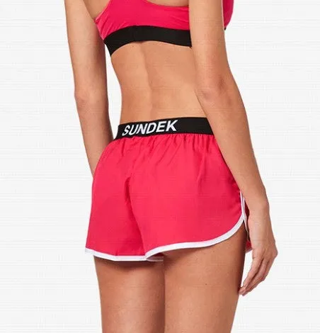 Boxer Donna Lulin