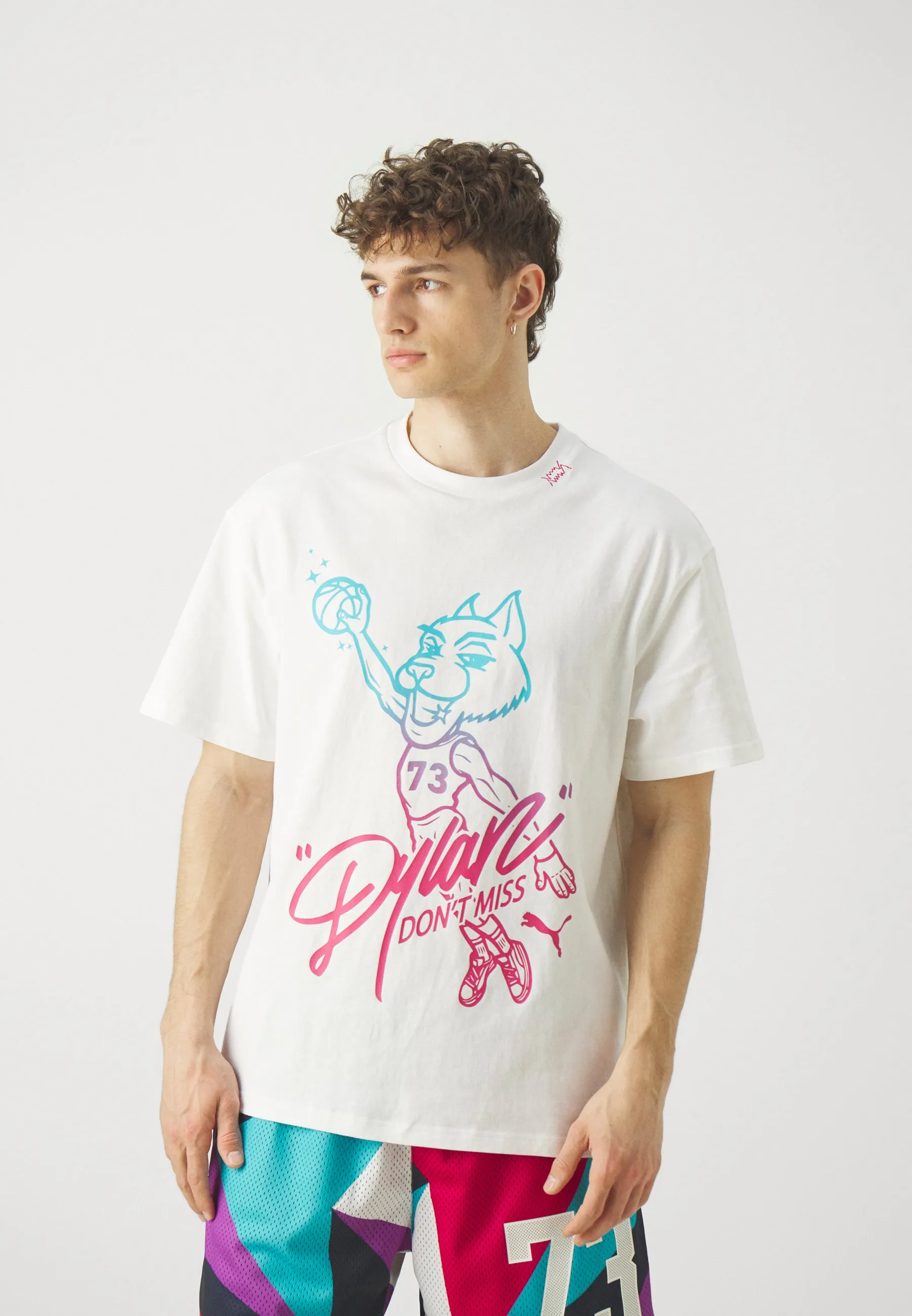 DYLANS GIFT SHOP TEE II - T-shirt con stampa