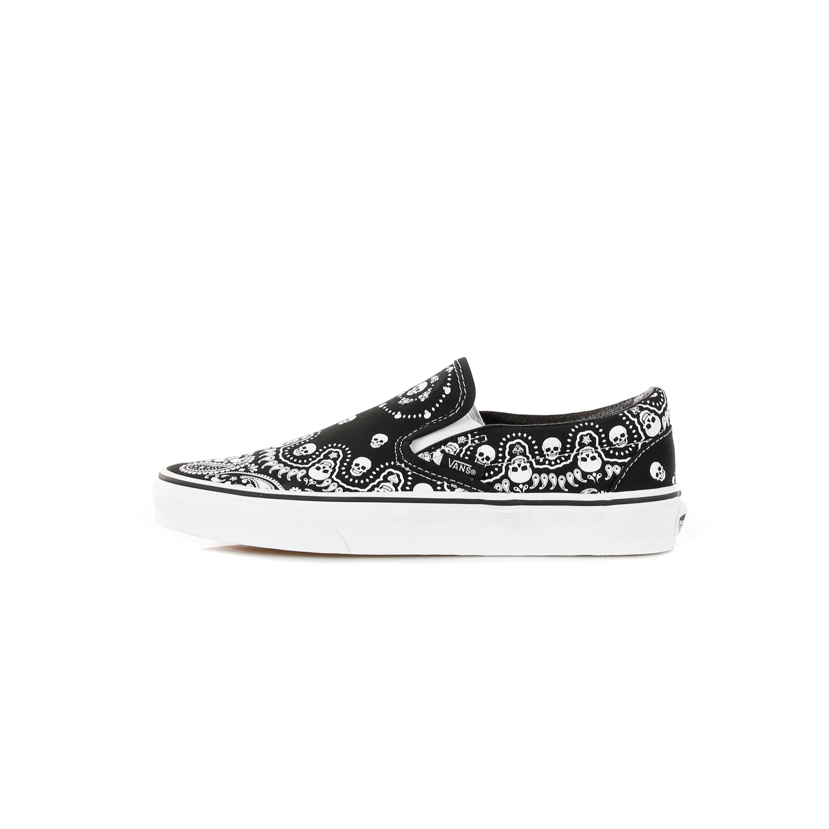 Scarpa Bassa Uomo Classic Slip-on (bandana) Black/true White