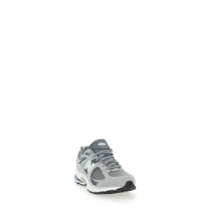 Sneakers 2002R