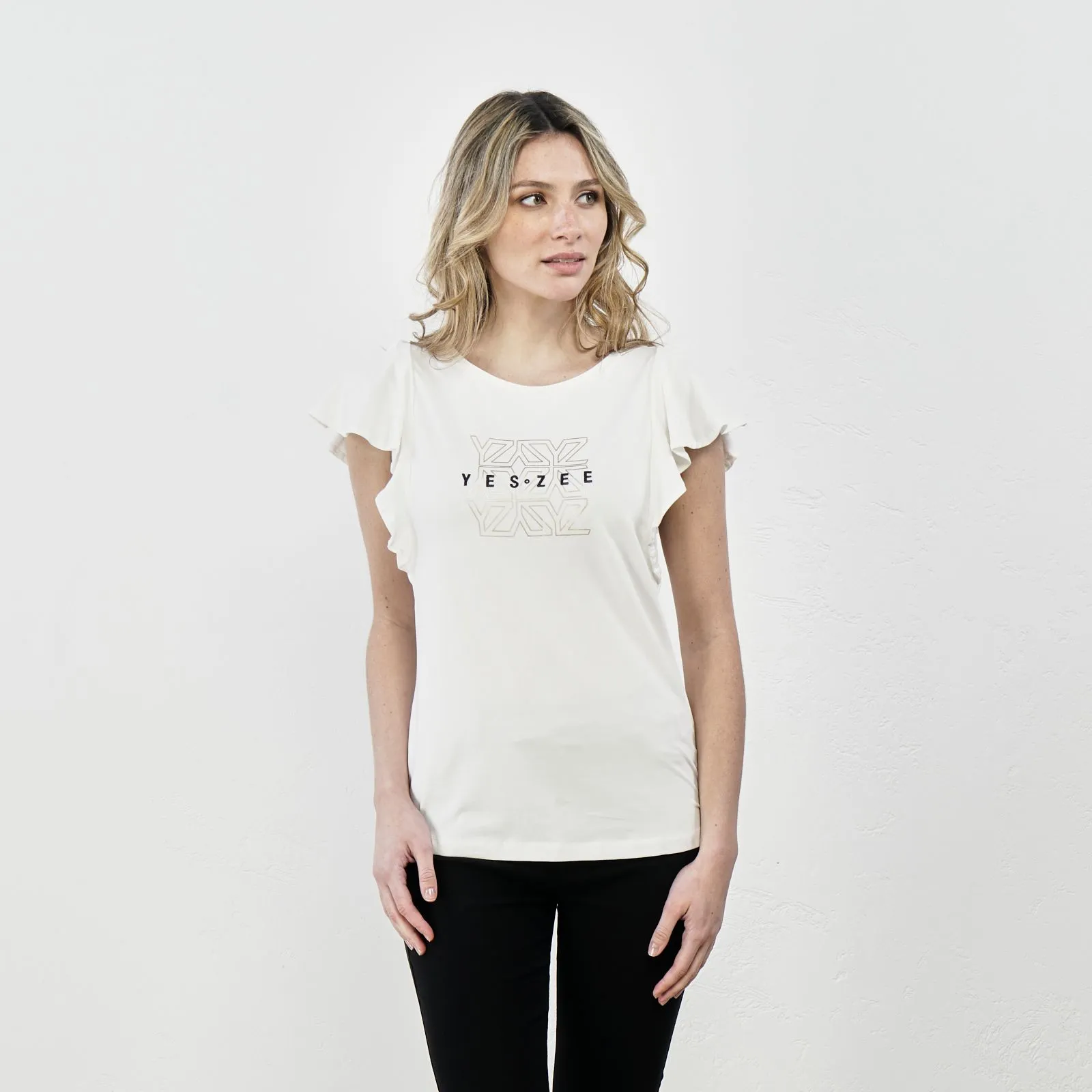 T-shirt bianche maniche corte con volant e stampa logo