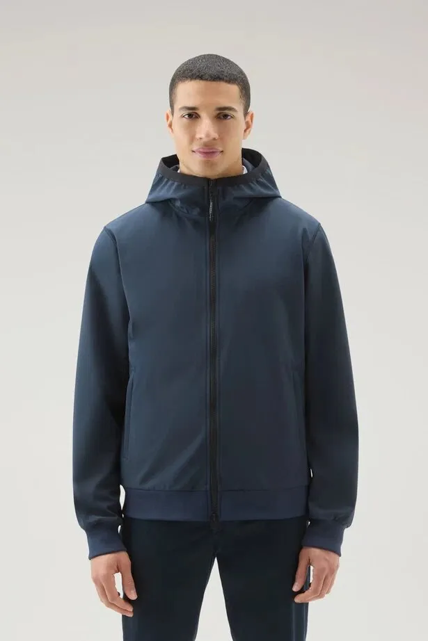WOOLRICH Giubbino in Softshell con cappuccio